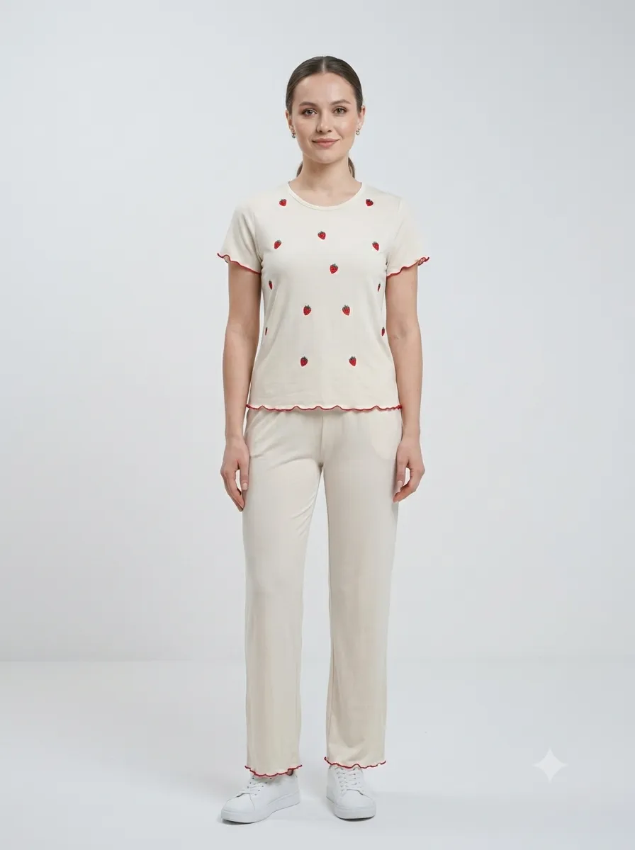 Pyjama t-shirt imprimé fraises — écru