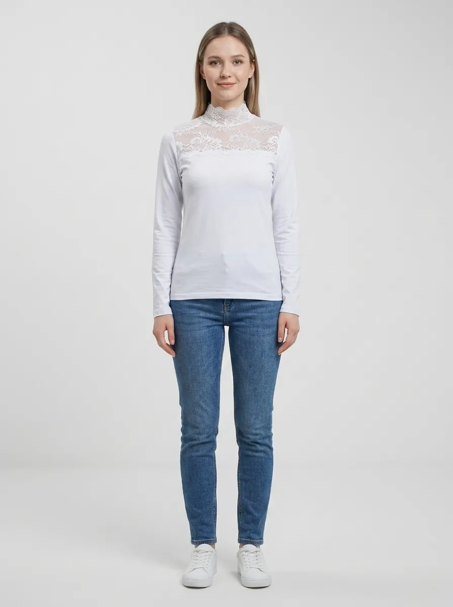 Haut col montant dentelle — blanc